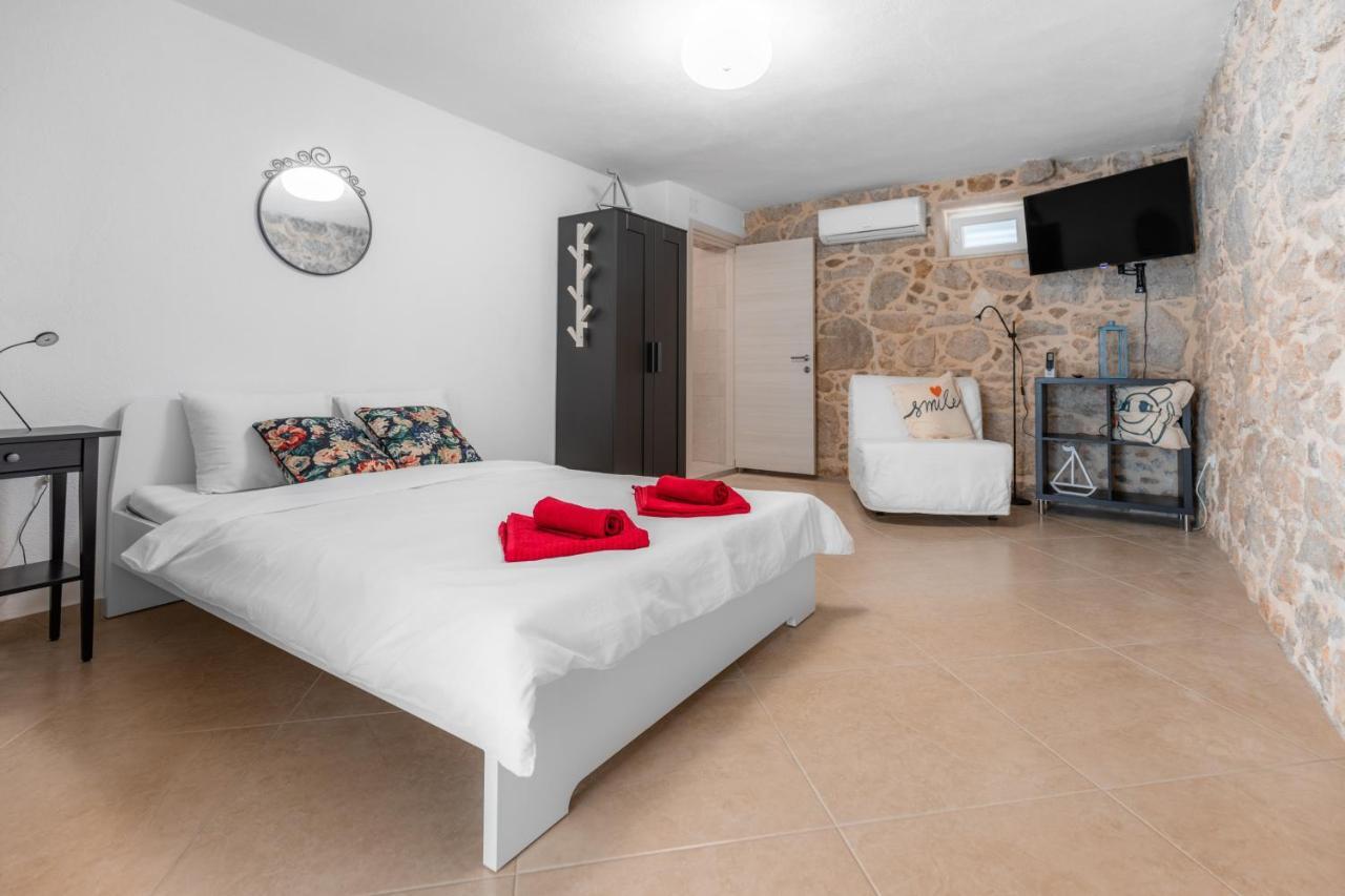 Apartman Otto Punat Exterior photo