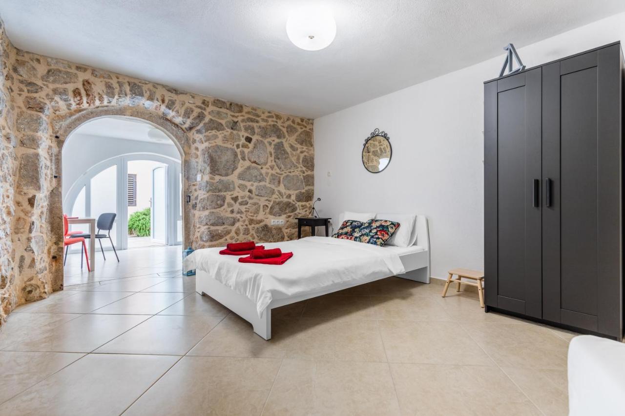 Apartman Otto Punat Exterior photo